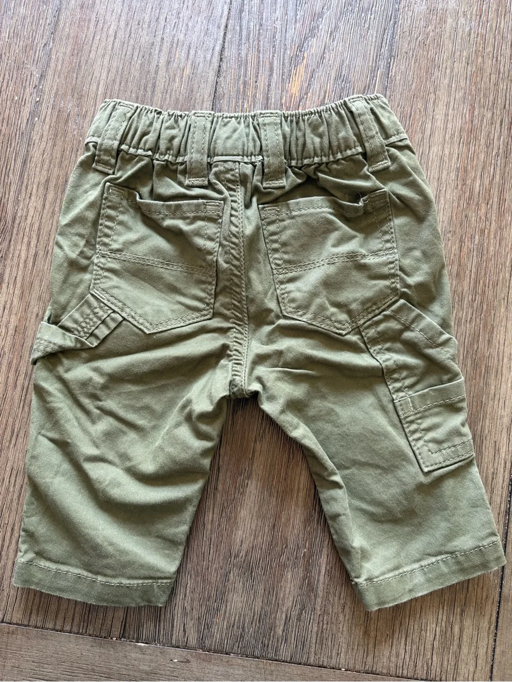 BabyGAP Plaid Button Up Shirt and Olive Cargo Pants Set - size 0-3